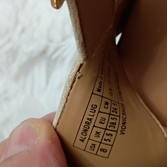 Vionic Alondra Lug Women's Sz 8 Sandals With Box - Picture 6 of 8